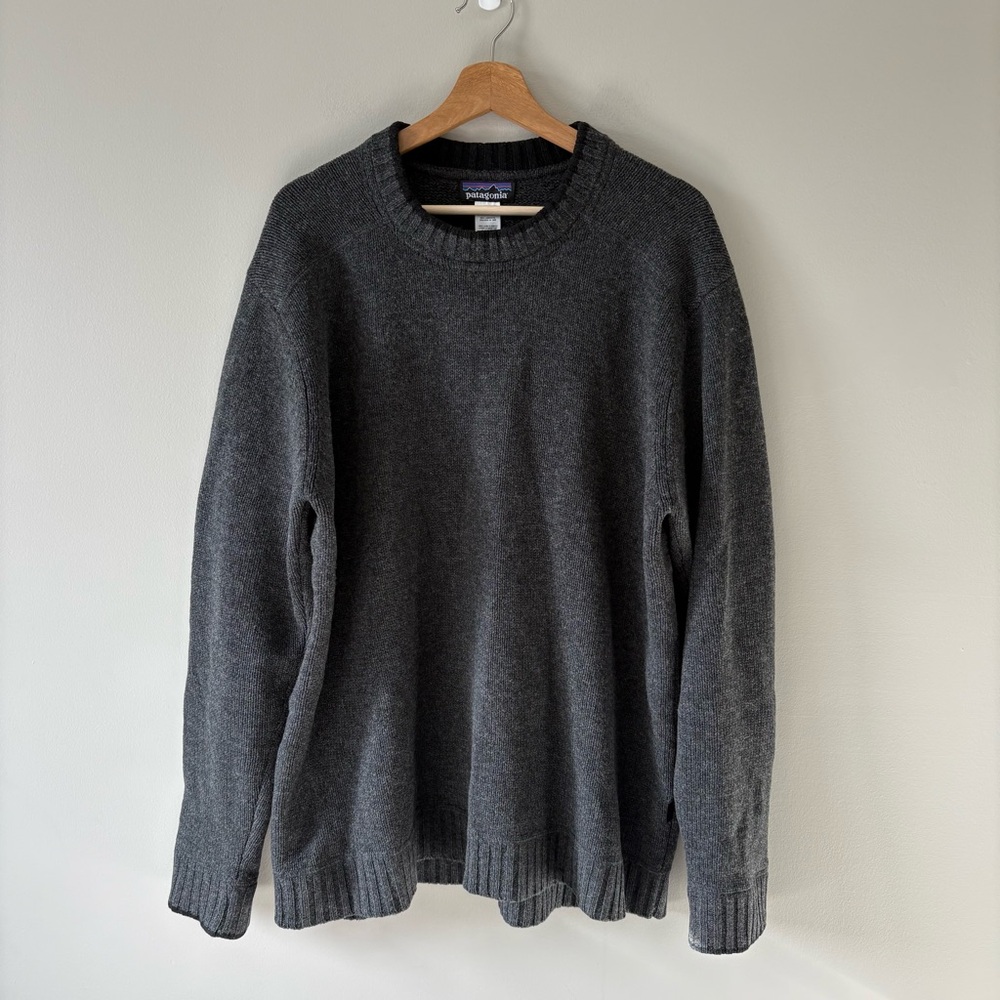 Patagonia Men’s Lambswool Sweater Size XL